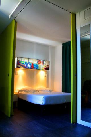 Hotel Raval